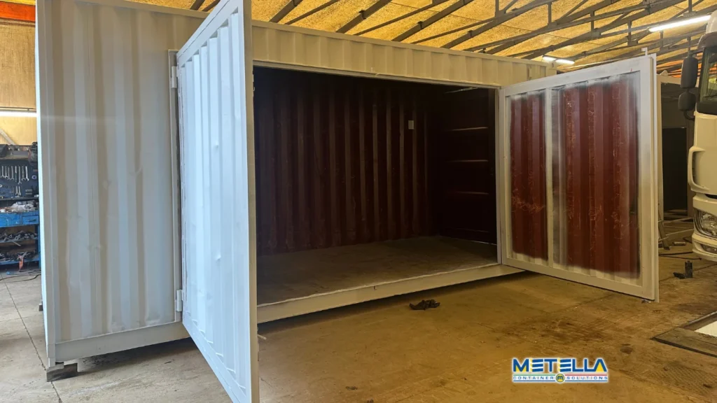 Container magazzino aperto con accesso frontale