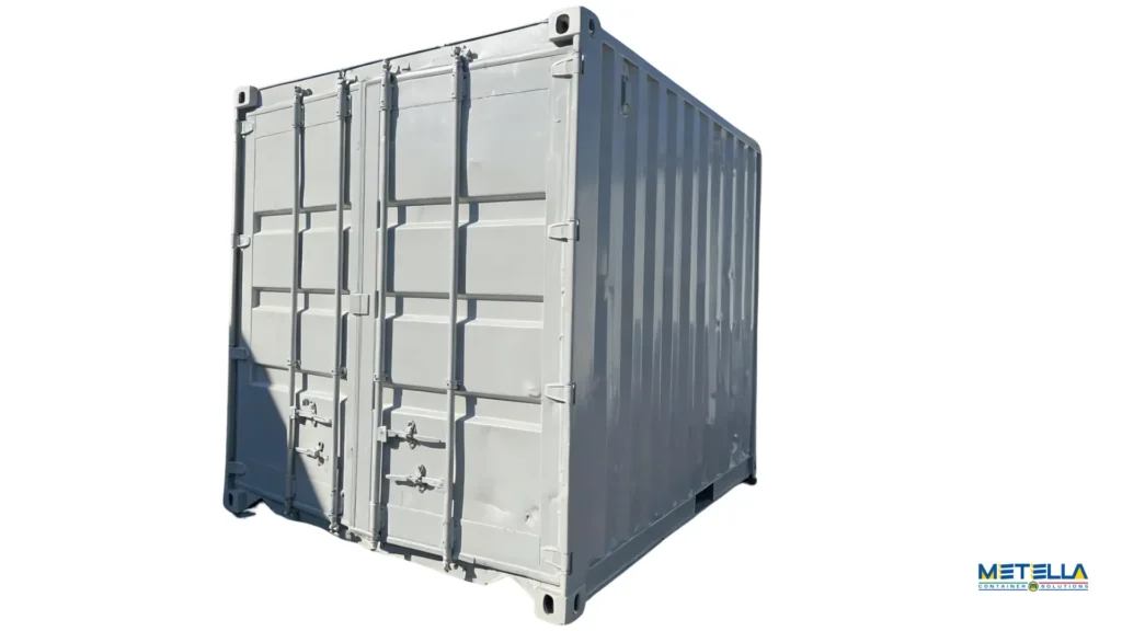 box ad uso magazzino 10', pronta consegna di colore bianco e lungo 3 metri