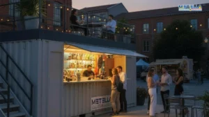 chiosco bar con terrazza e apertura frontale posizionato in piazzetta
