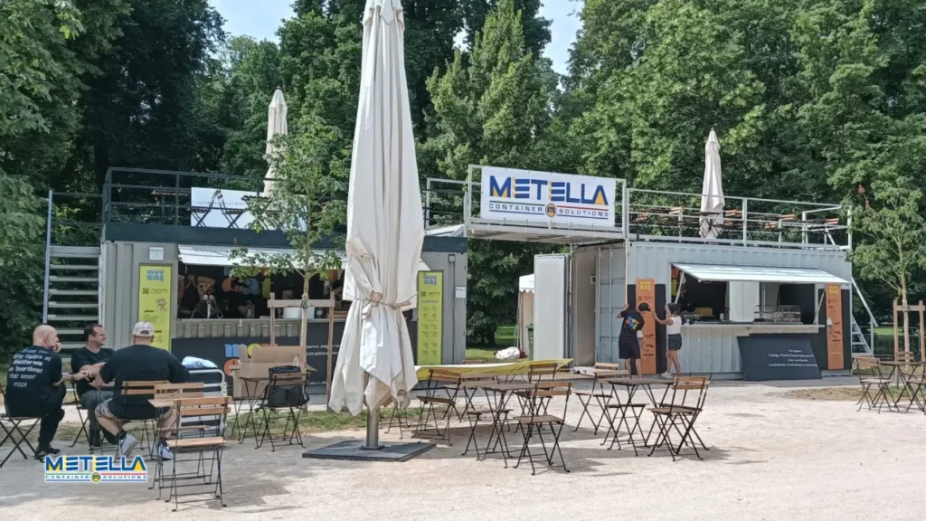 terrazze con passerella allo street food festival