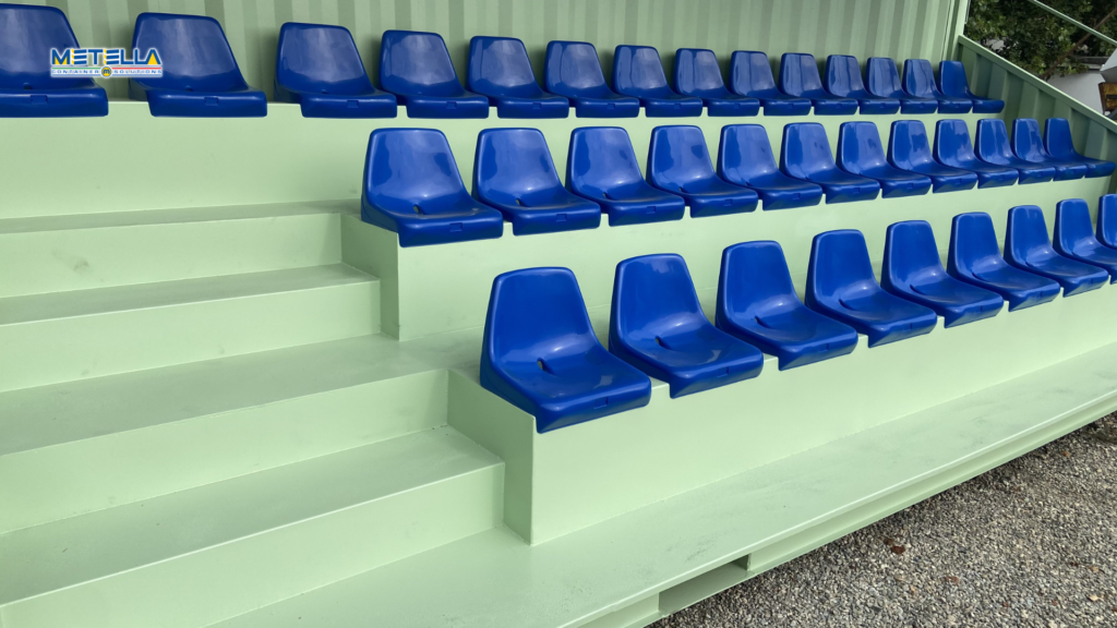 tribuna verde scalini 72 posti 12 metri